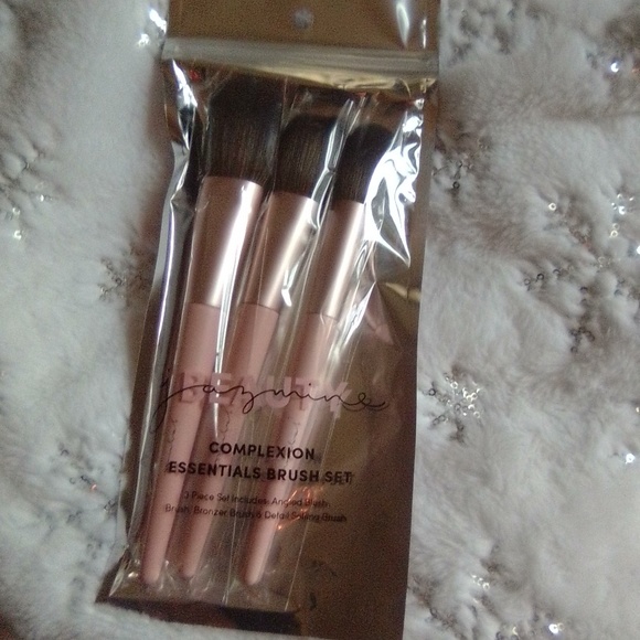 💞Jazimine Beauty Complexion Essentials Brush set - Picture 2 of 5